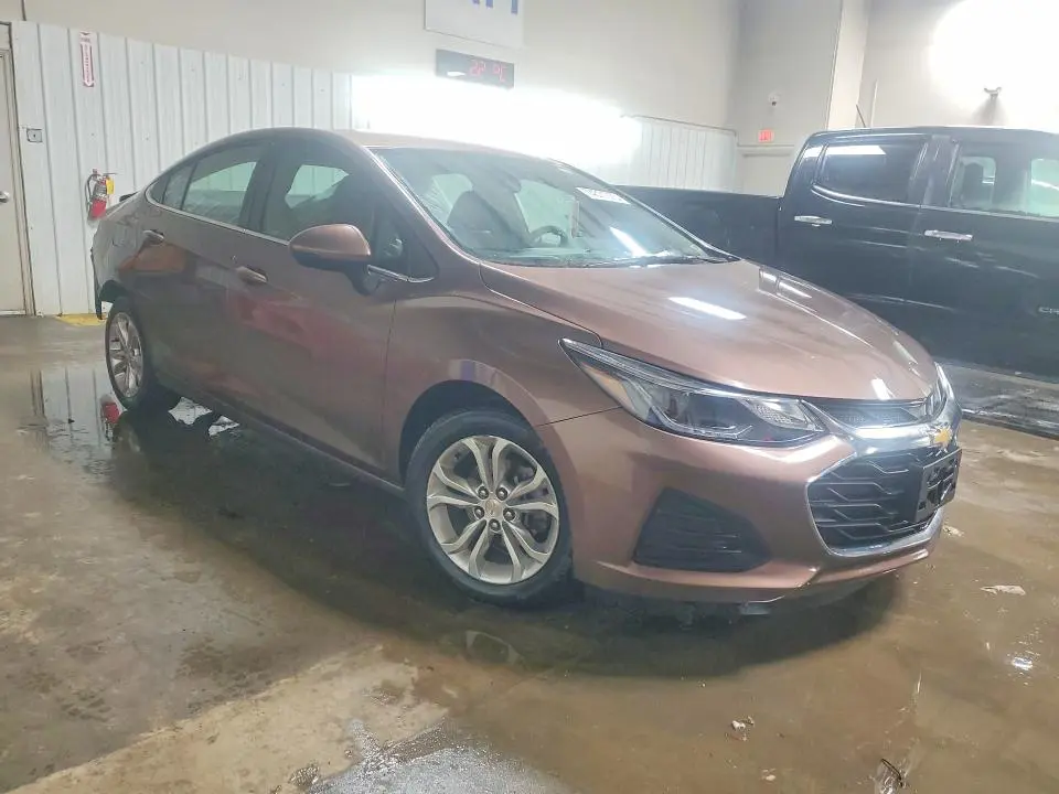 2019 CHEVROLET CRUZE LT  