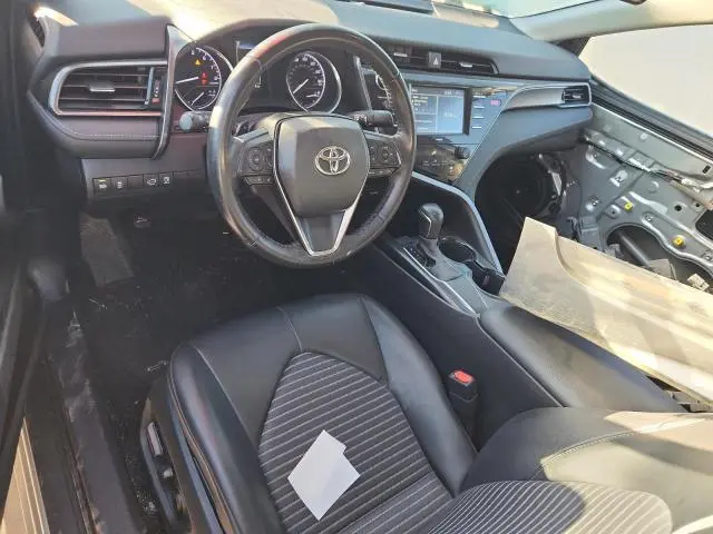 2020 TOYOTA CAMRY SE  