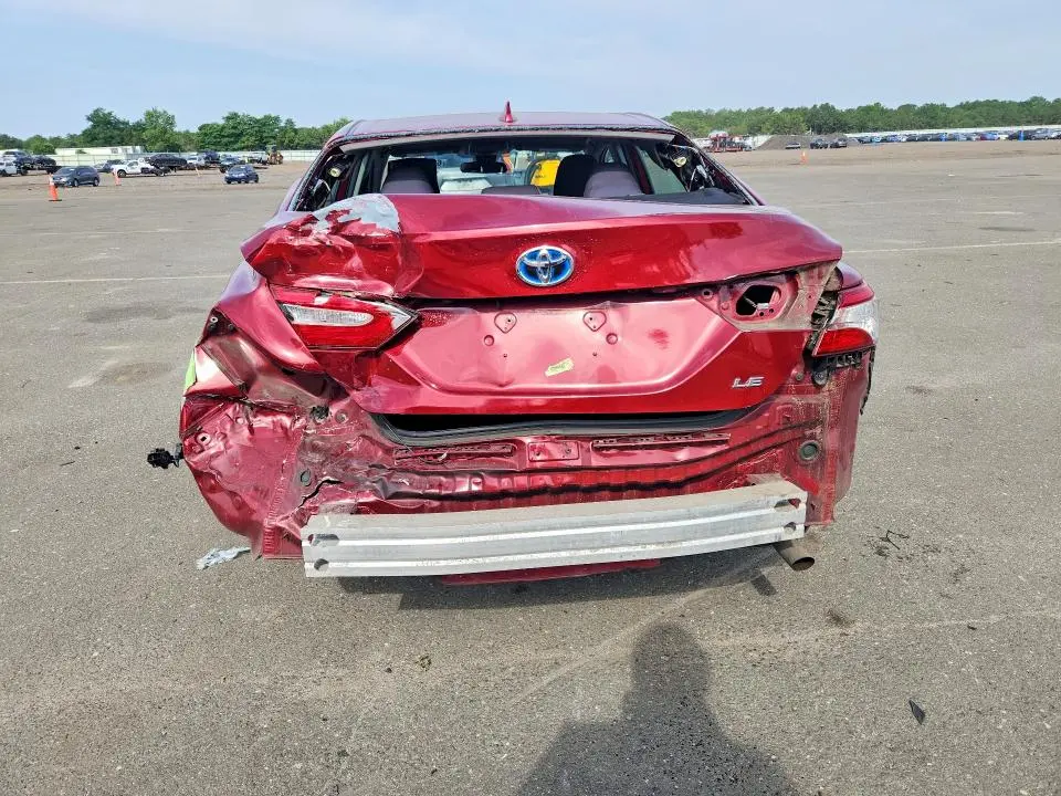 2019 TOYOTA CAMRY LE  