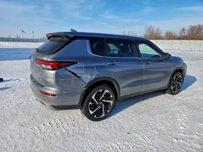 2022 MITSUBISHI OUTLANDER SE  