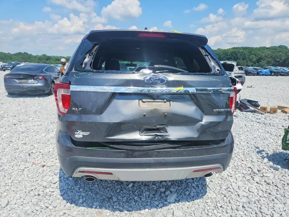 2016 FORD EXPLORER XLT  