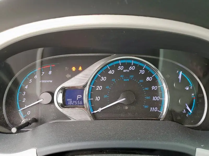 2011 TOYOTA SIENNA XLE  