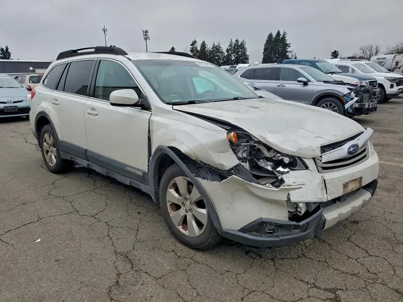2011 SUBARU OUTBACK 2.5I PREMIUM  