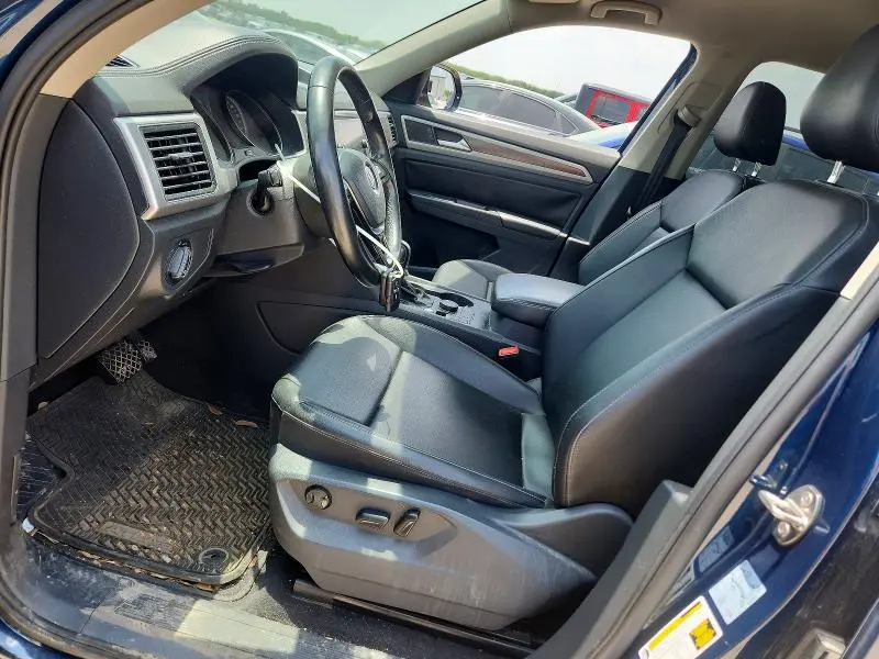 2018 VOLKSWAGEN ATLAS SE  