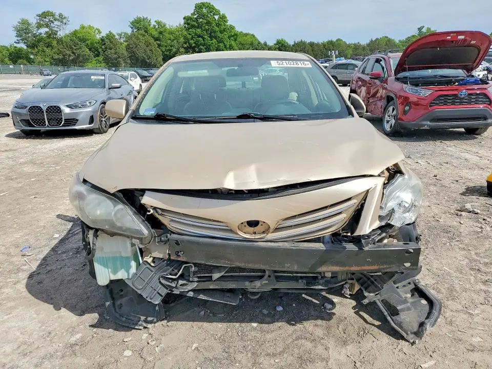 2013 TOYOTA COROLLA LE  