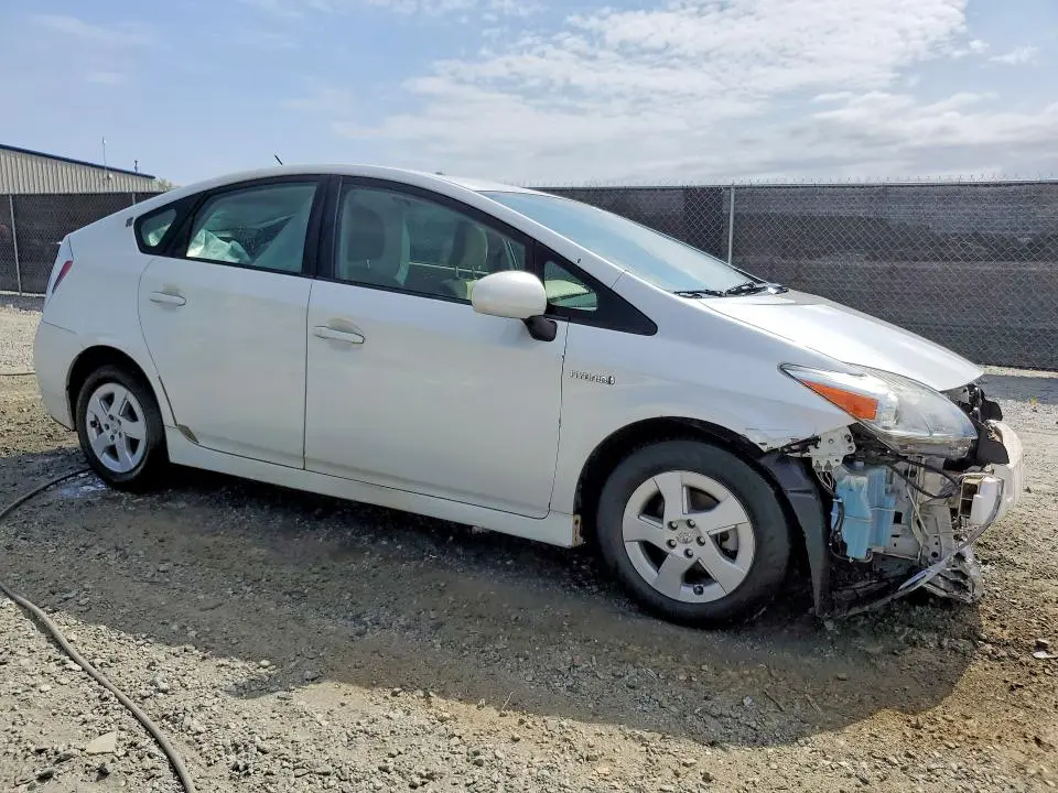 2010 TOYOTA PRIUS II  
