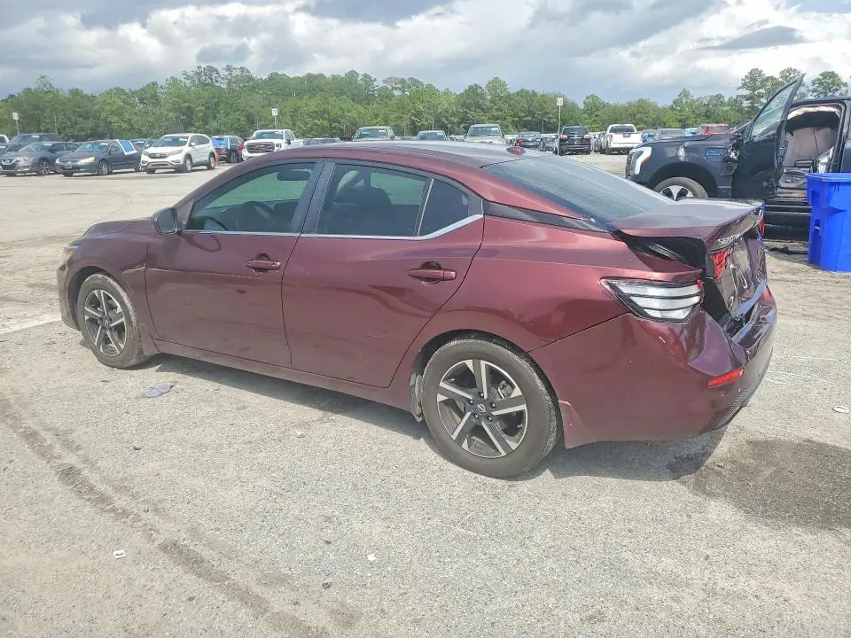 2025 NISSAN SENTRA SV  