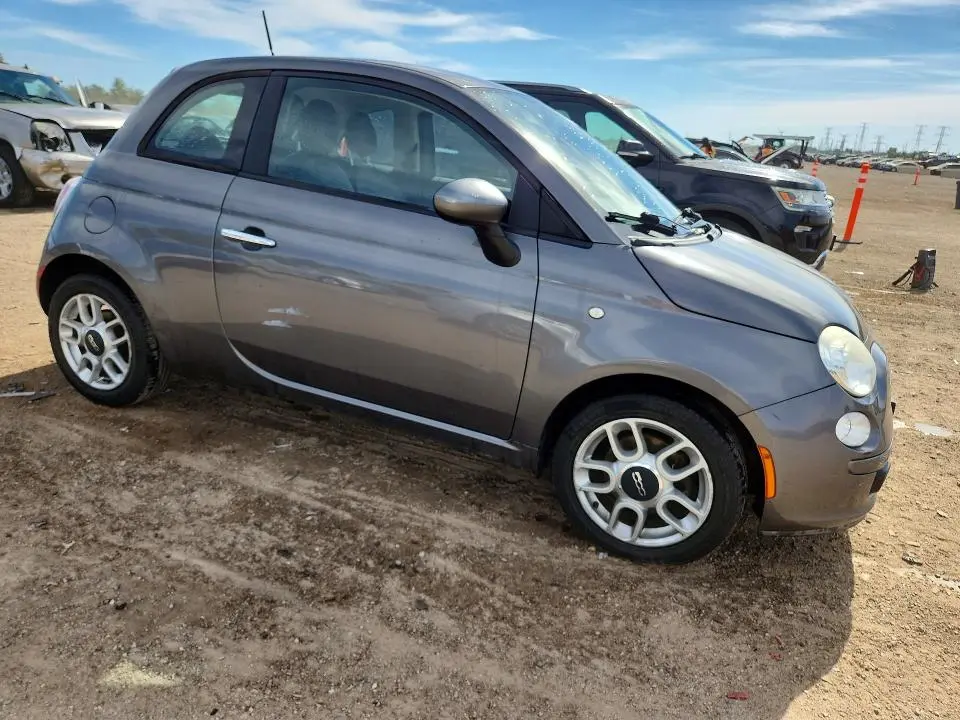 2013 FIAT 500 POP  
