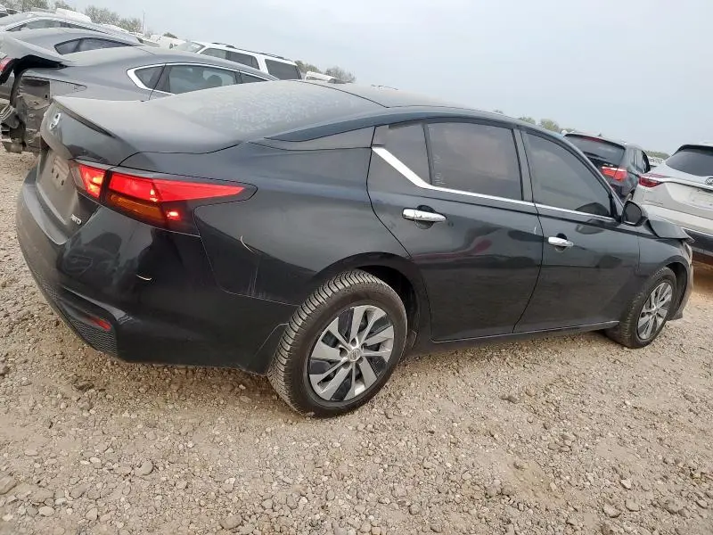 2019 NISSAN ALTIMA S  