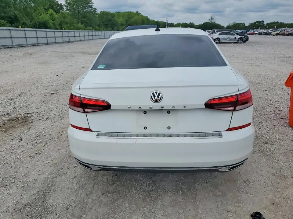 2021 VOLKSWAGEN PASSAT SE  