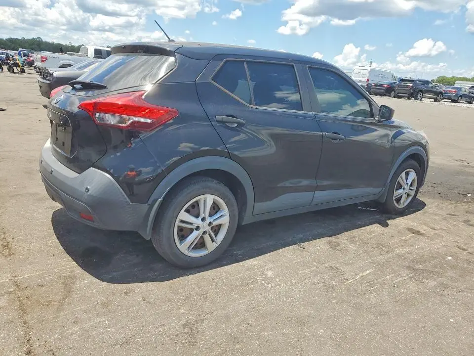 2020 NISSAN KICKS S  