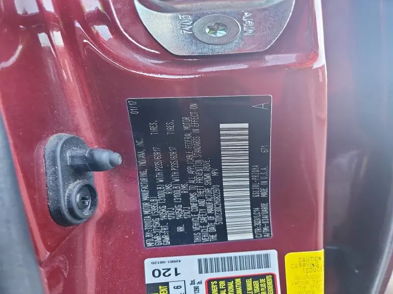 2017 TOYOTA SIENNA XLE 8-PASSENGER  