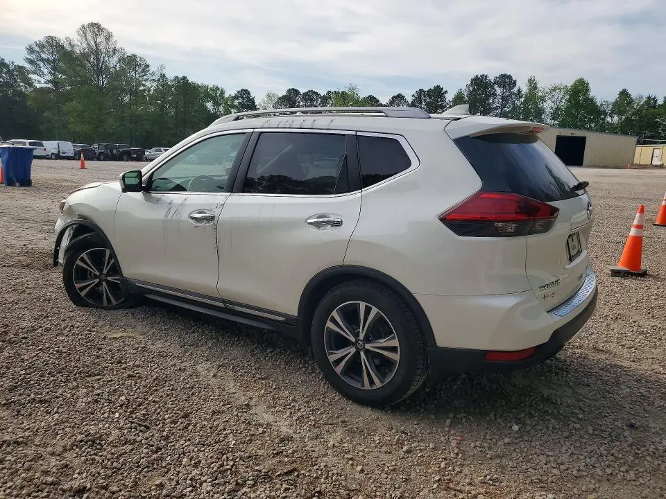 2017 NISSAN ROGUE SL  