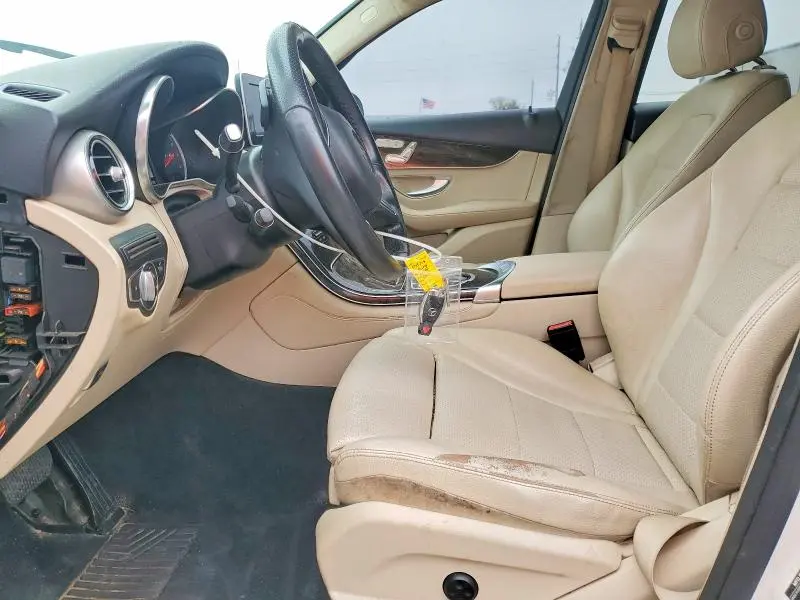 2019 MERCEDES-BENZ GLC 300  