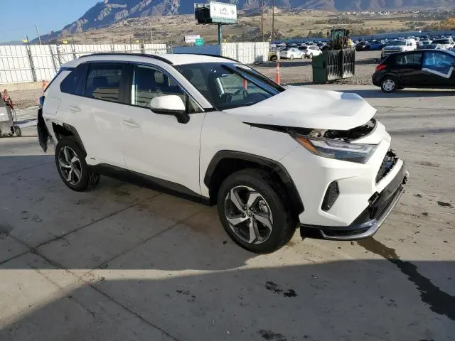 2025 TOYOTA RAV4 SE  