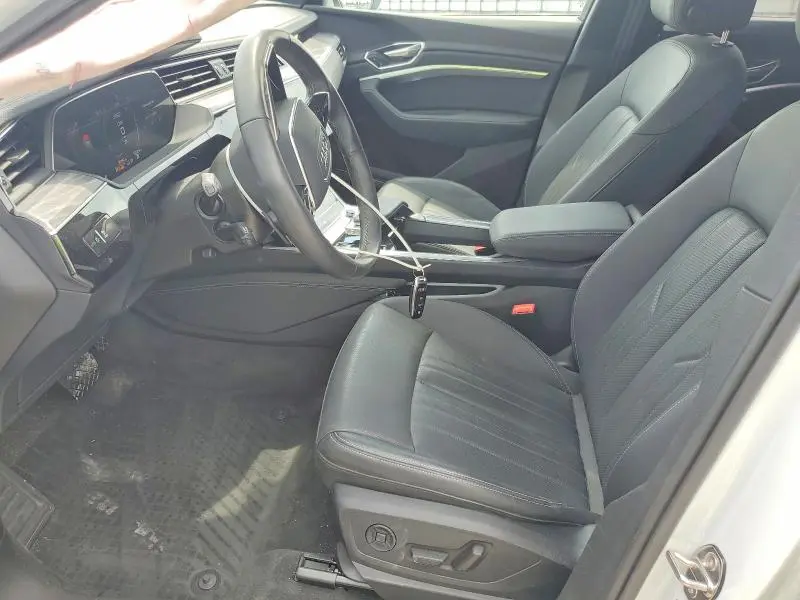2024 AUDI Q8 E-TRON SPORTBACK PREMIUM PLUS  