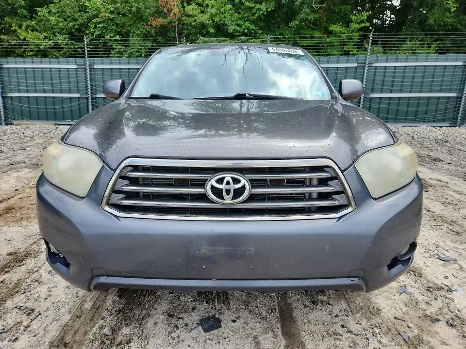 2010 TOYOTA HIGHLANDER SPORT  