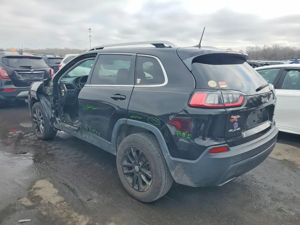 2019 JEEP CHEROKEE LATITUDE PLUS  