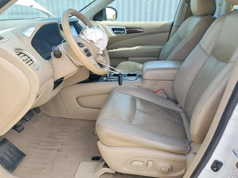 2015 NISSAN PATHFINDER SL  