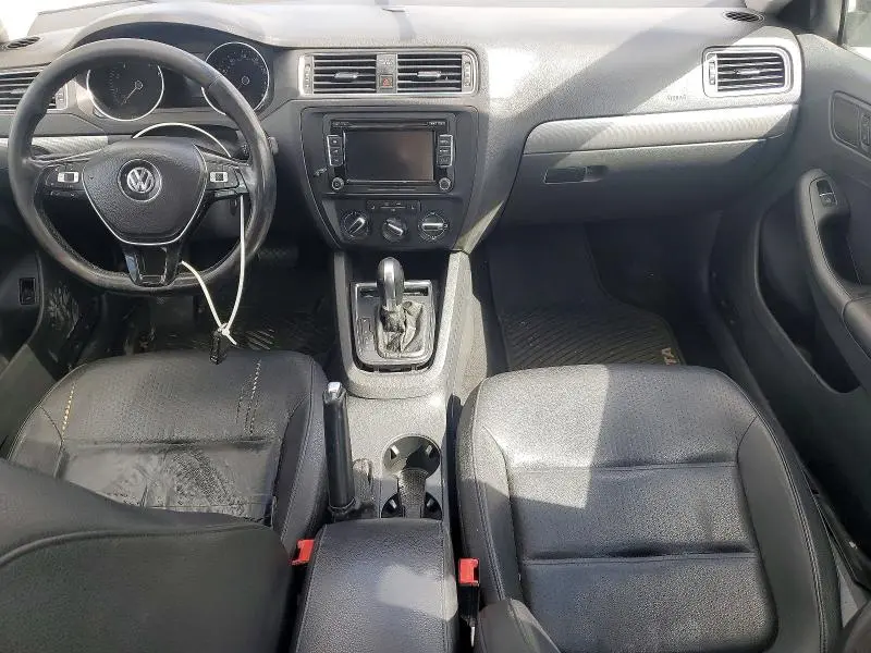2015 VOLKSWAGEN JETTA SE  