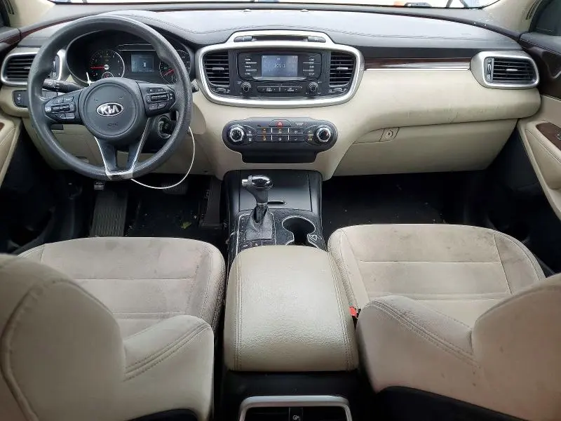 2017 KIA SORENTO LX V6  