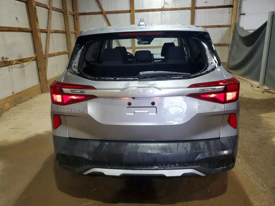 2023 KIA SELTOS LX  
