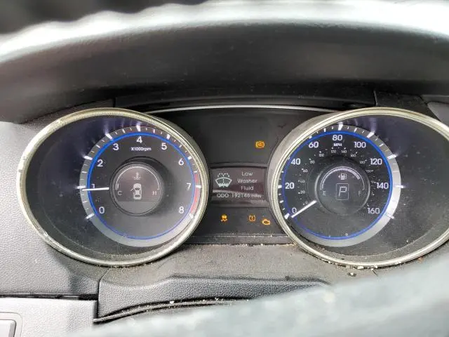 2012 HYUNDAI SONATA SE  