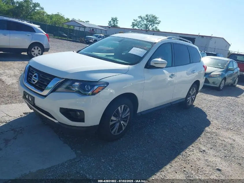 2018 NISSAN PATHFINDER SV