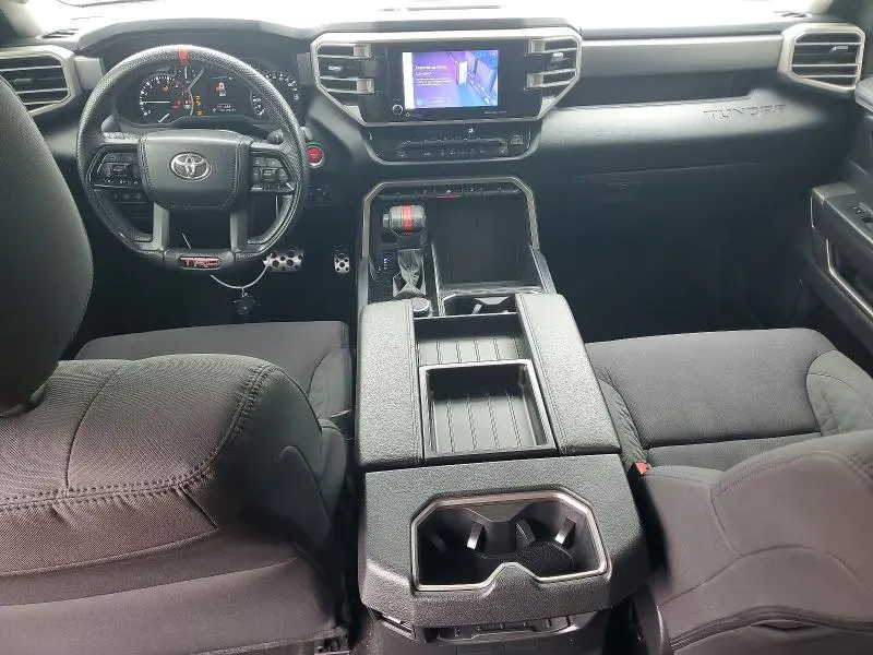 2022 TOYOTA TUNDRA CREWMAX SR5  