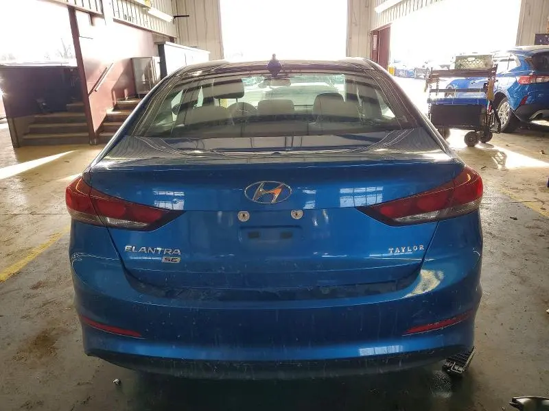 2018 HYUNDAI ELANTRA SE  