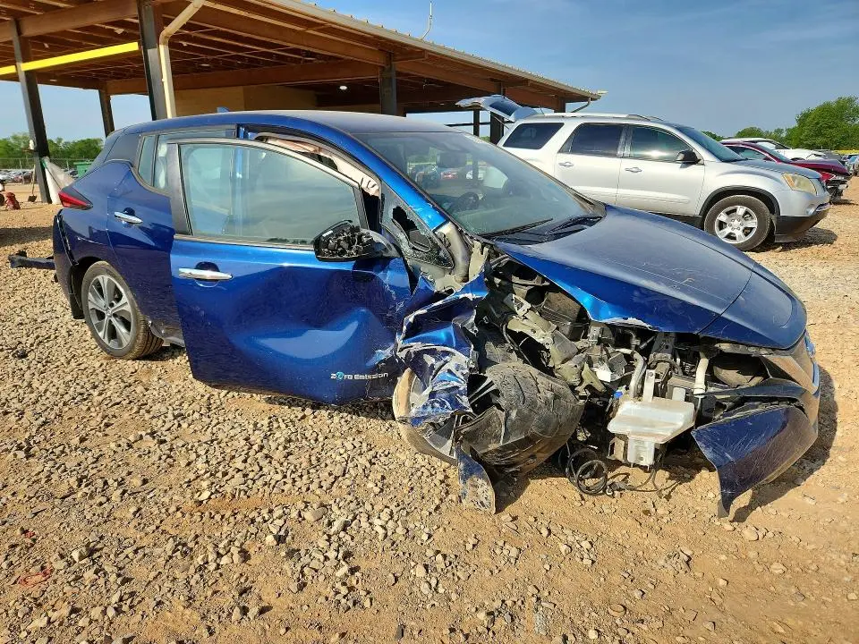 2019 NISSAN LEAF SV  
