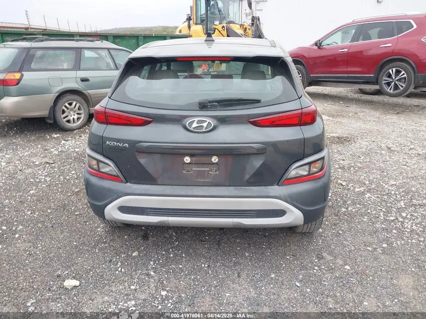 2022 HYUNDAI KONA SE