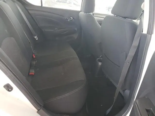 2019 NISSAN VERSA S  