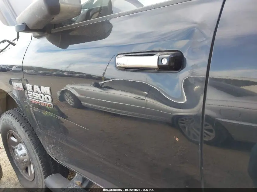 2017 RAM 2500 SLT  4X4 6'4 BOX