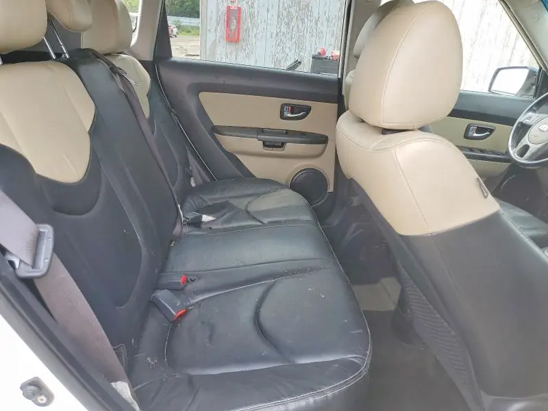 2013 KIA SOUL !  