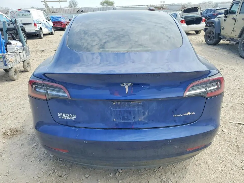 2018 TESLA MODEL 3   