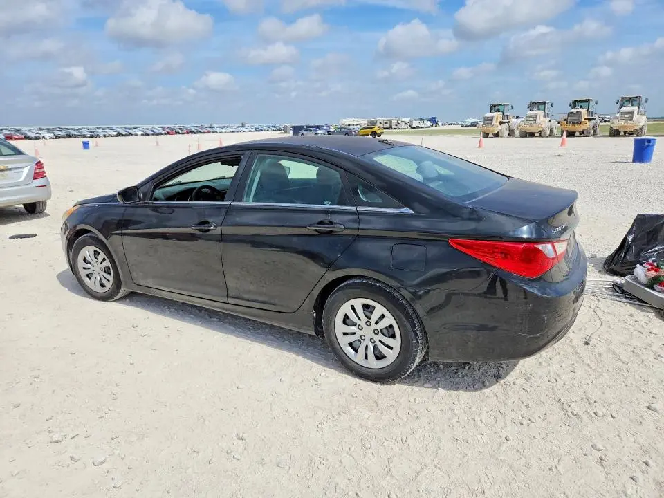 2012 HYUNDAI SONATA GLS  