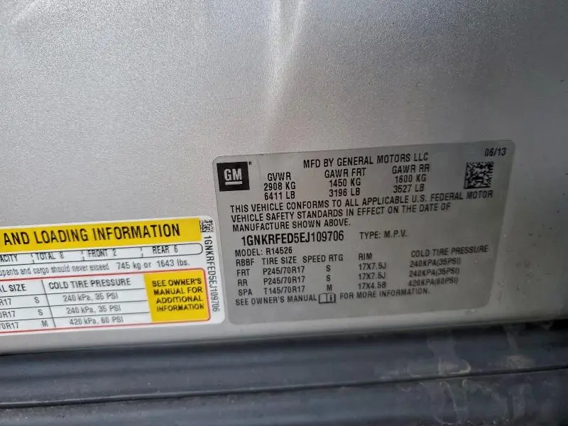 2014 CHEVROLET TRAVERSE LS  