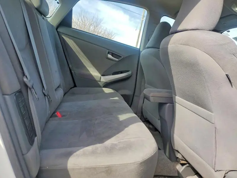 2010 TOYOTA PRIUS II  