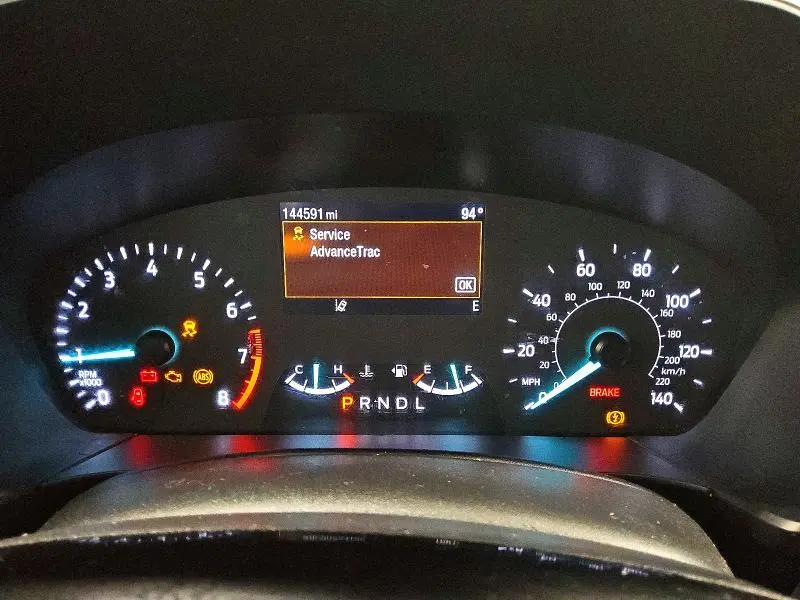 2022 FORD ESCAPE SE  