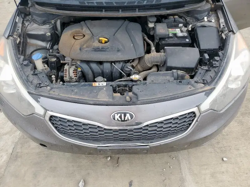 2016 KIA FORTE LX  