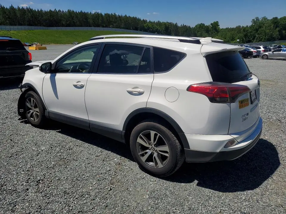 2018 TOYOTA RAV4 XLE  