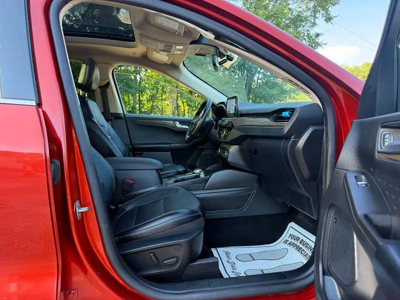 2020 FORD ESCAPE TITANIUM  