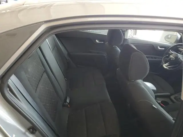 2022 KIA RIO LX  