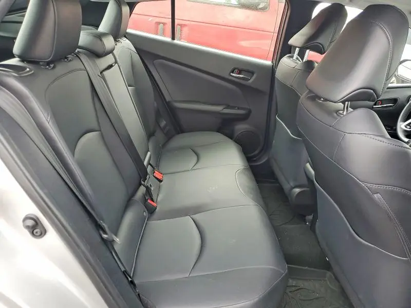 2018 TOYOTA PRIUS FOUR  