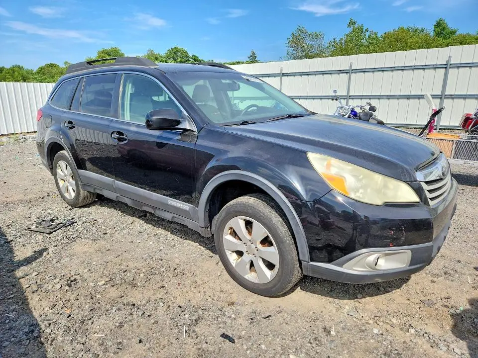 2010 SUBARU OUTBACK 2.5I PREMIUM  