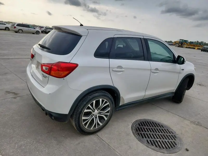 2016 MITSUBISHI OUTLANDER SPORT ES  
