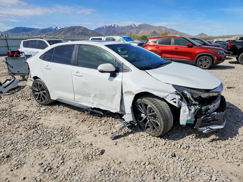 2021 TOYOTA COROLLA SE  