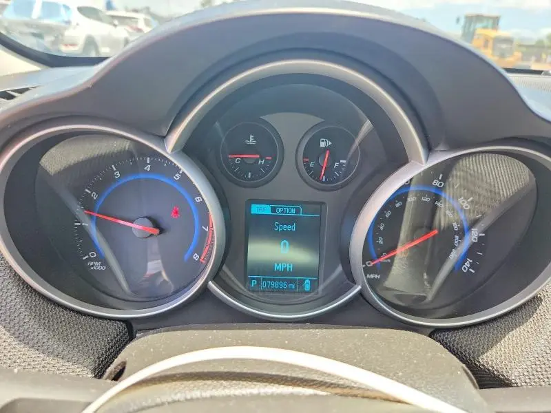 2015 CHEVROLET CRUZE LT  