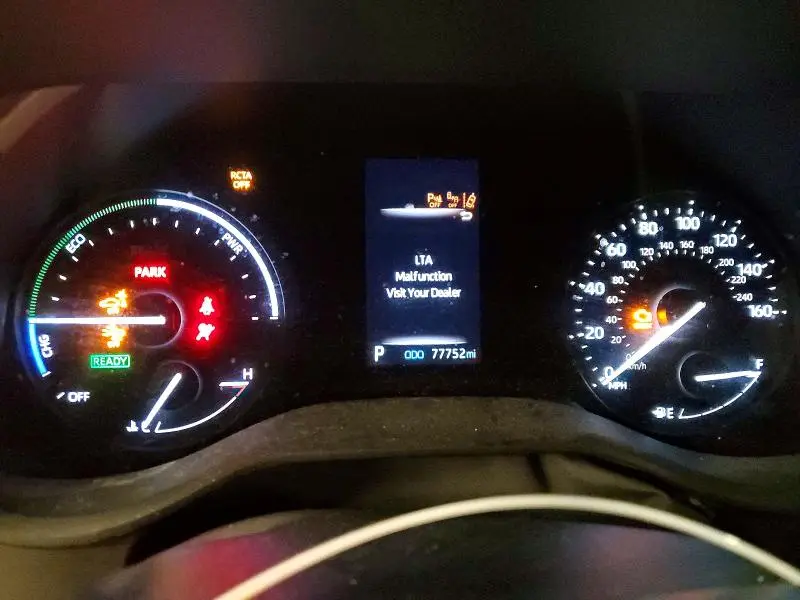 2021 TOYOTA SIENNA XSE  